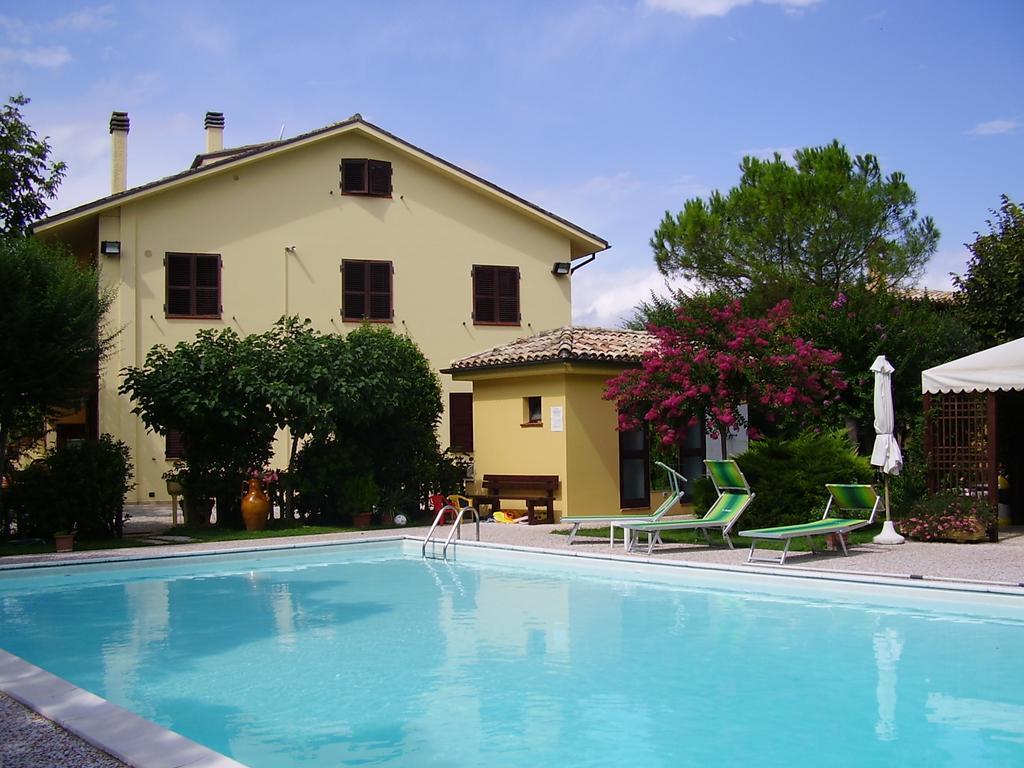 Agriturismo Il Casale Morrovalle Buitenkant foto