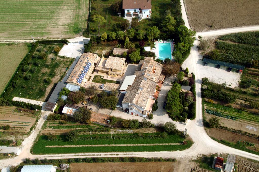 Agriturismo Il Casale Morrovalle Buitenkant foto
